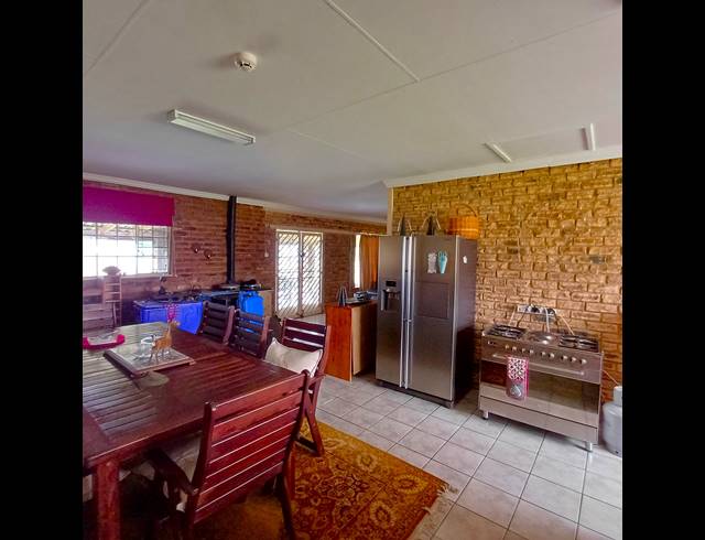 4.60HA FARM FOR SALE IN HARTBEESFONTEIN AH